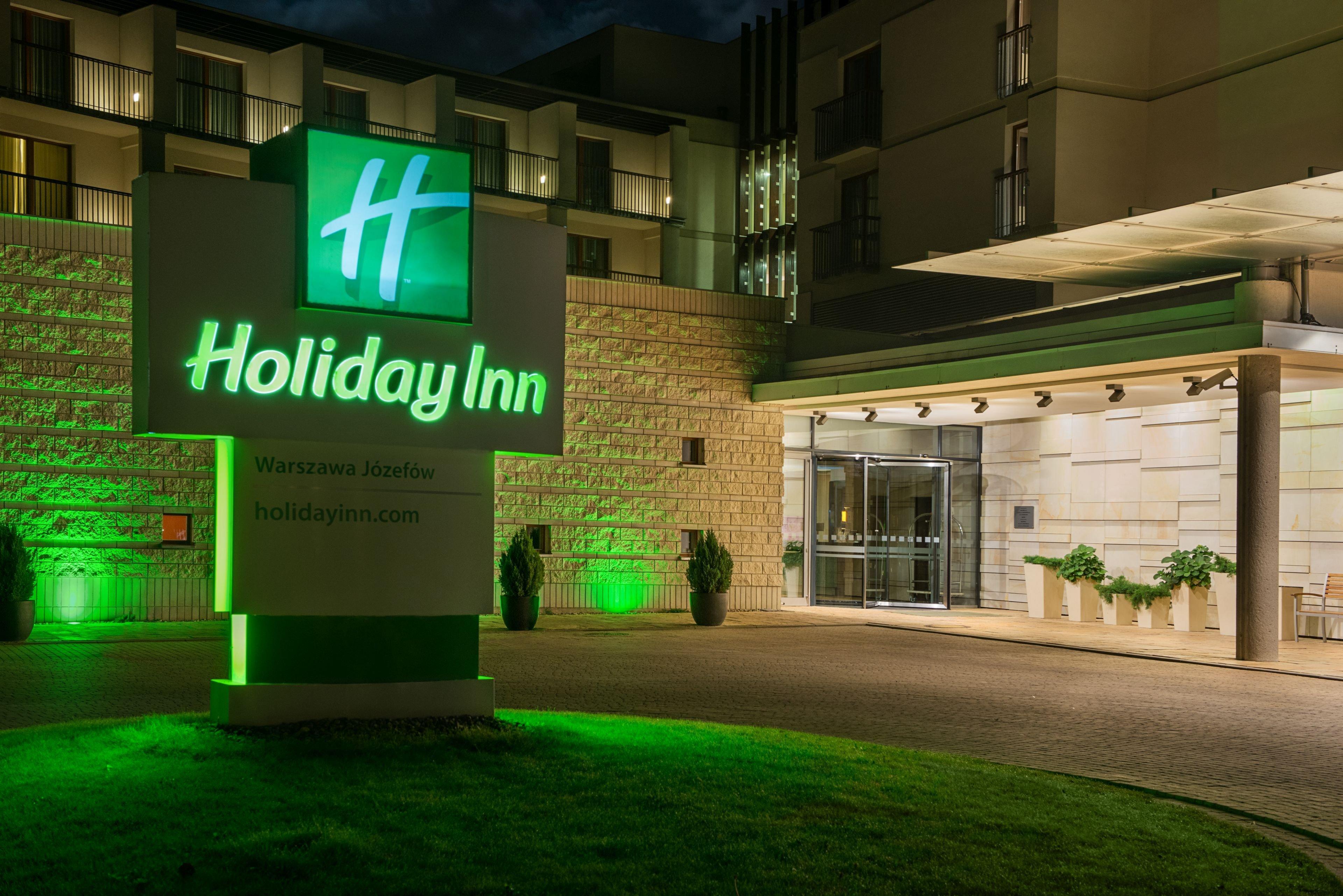 Holiday Inn Resort Warsaw Józefów, an IHG Hotel Exterior foto